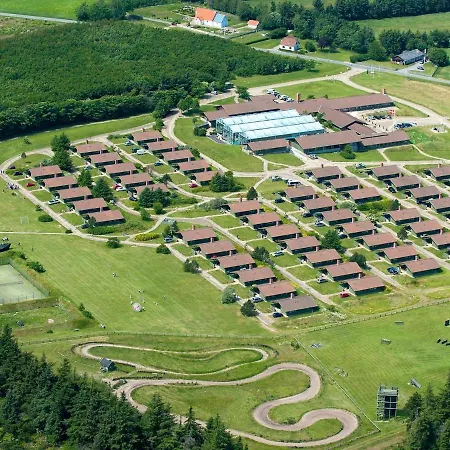 Holiday Xcvi Feriehus *